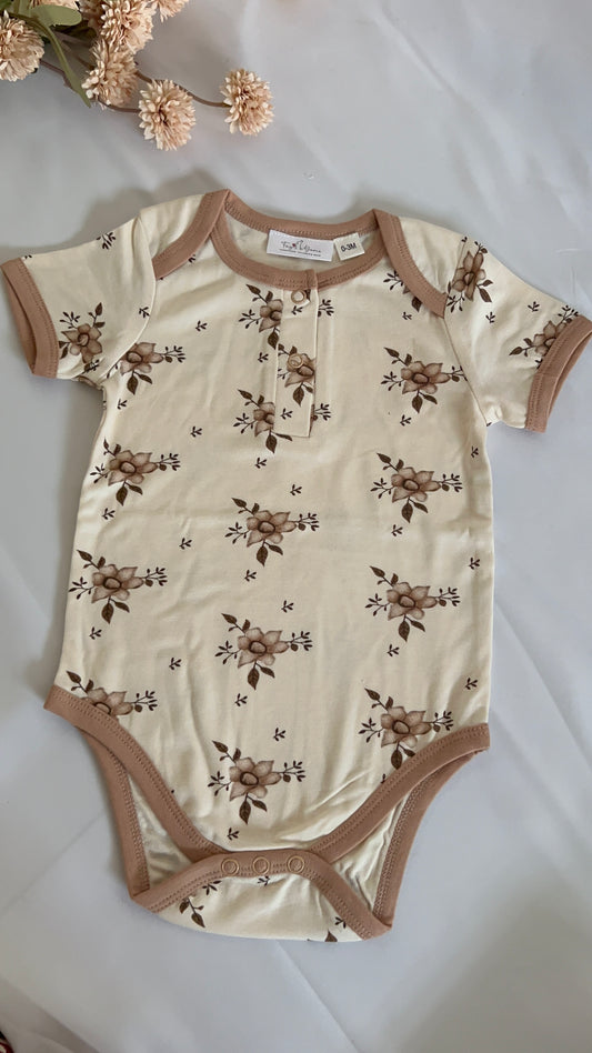 Willow Short Sleeve onesie