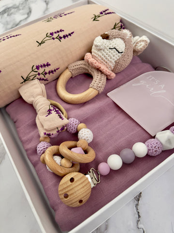 Baby girl gift box. 